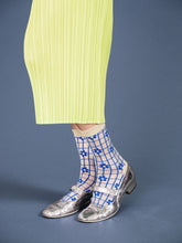 Load image into Gallery viewer, Cornflower Blossom Sheer Crew Socks - Hansel from Basel - Berte
