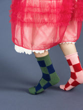 Load image into Gallery viewer, Felicity Cashmere Crew Socks - Hansel from Basel - Berte
