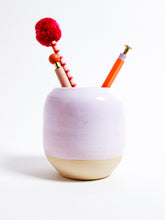 Load image into Gallery viewer, Ceramic Pen Holder - Studio Arhoj - Berte
