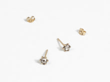 Load image into Gallery viewer, Salt &amp; Pepper Diamond Rigel Studs - Sara Golden Jewelry - Berte
