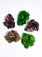 Load image into Gallery viewer, Silk Vintage Kantha Scrunchies - Anchal Project - Berte
