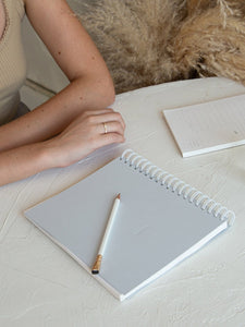 Minimalist Lined Notebook - Wilde House Paper - Berte