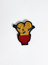Load image into Gallery viewer, Nurture Hand Embroidered Brooch - Macon&amp;Lesquoy - Berte

