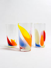Load image into Gallery viewer, Splash Pint Glass - Bow Glassworks - Berte
